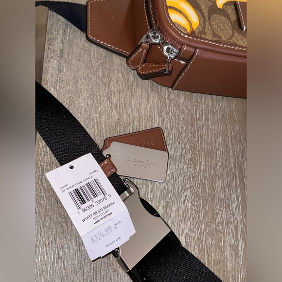 BLACK FRIDAY SALE | Coach Wyatt Belt Bag in Signature Canvas with Banana Print - Picture 5 of 13